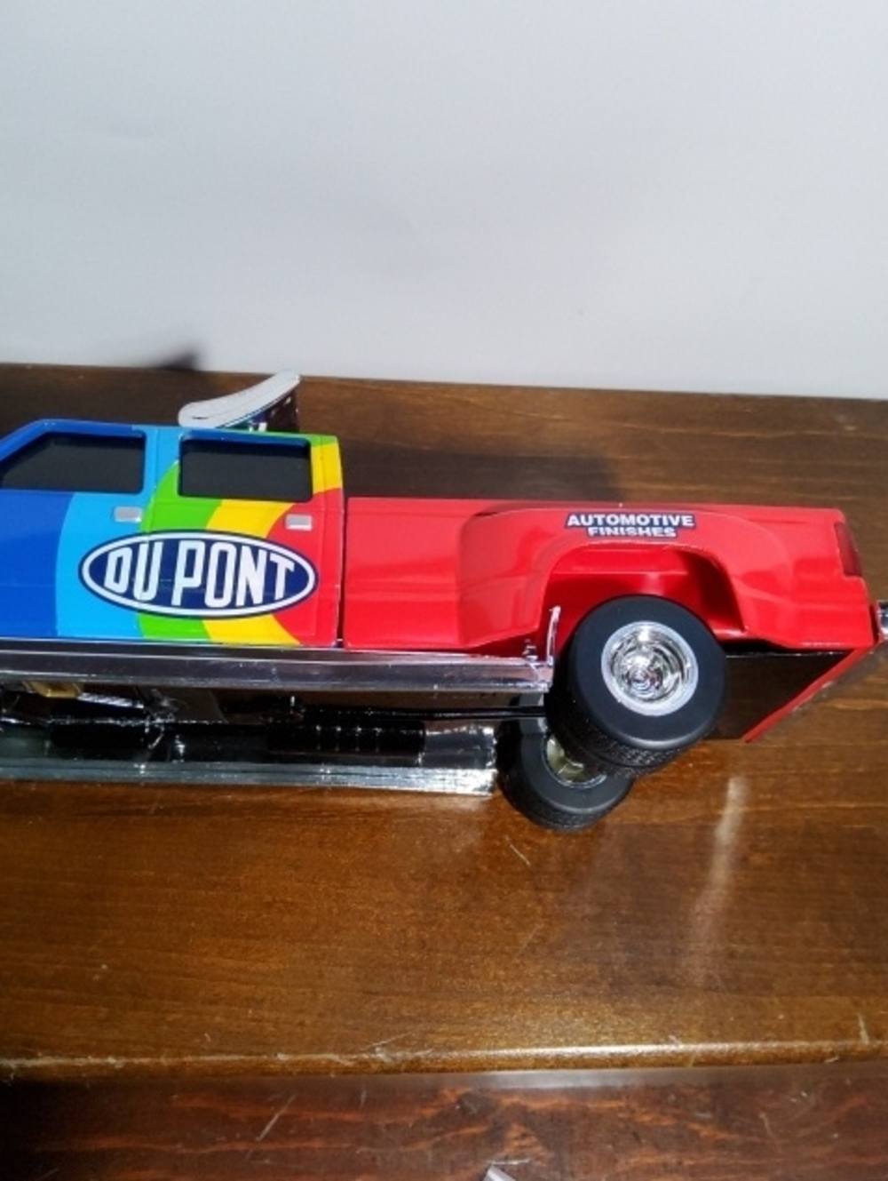 Jeff Gordon 1998 Chevy Diecast Metal Bank. - Picture 4 of 8